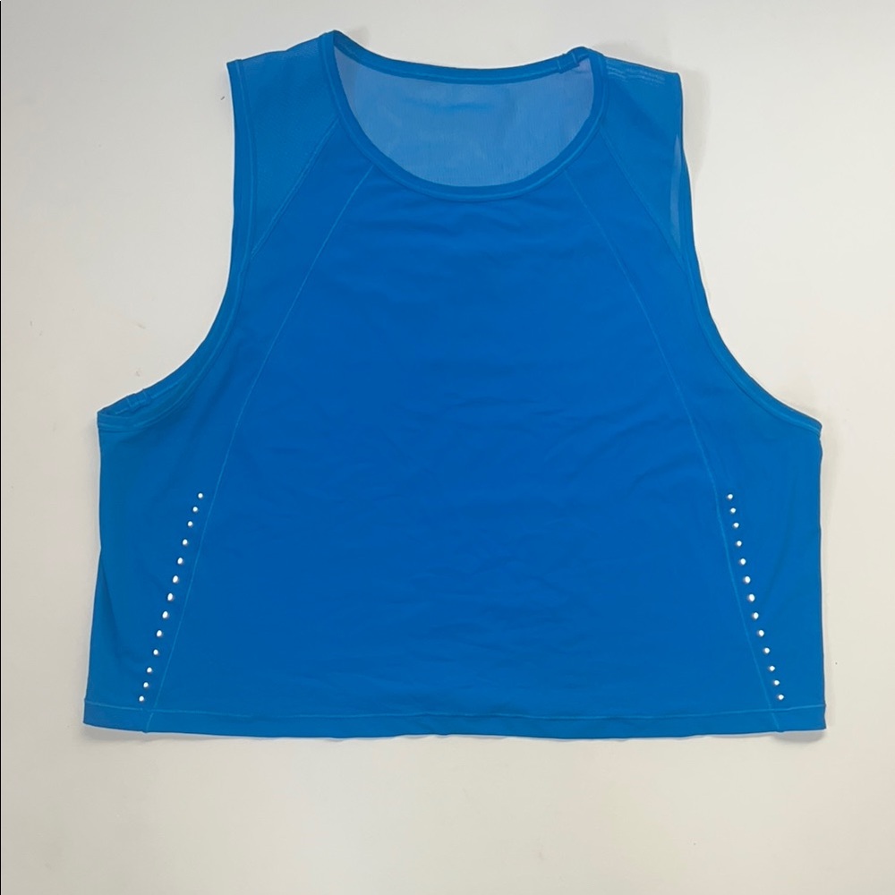 Lululemon cropped, vented running top
